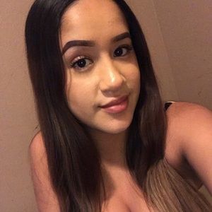 Meet your Posher, Mirtha